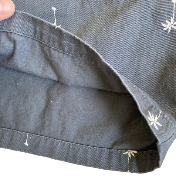 Junk Food x Disney Mickey Mouse Palm Tree Flat Front Chino Shorts Grey 7” M - Picture 7 of 16